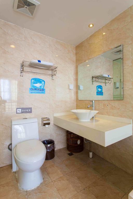 7Days Inn Guiyang Posts And Telecommunications Building Room photo