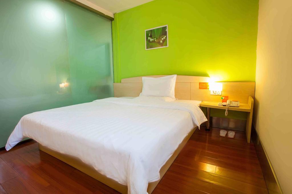 7Days Inn Guiyang Posts And Telecommunications Building Exterior photo